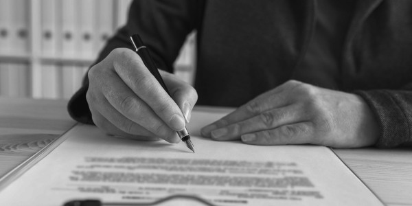 Delitos Contra Administración Pública / Justicia Casas de Lázaro · Tráfico de Influencias